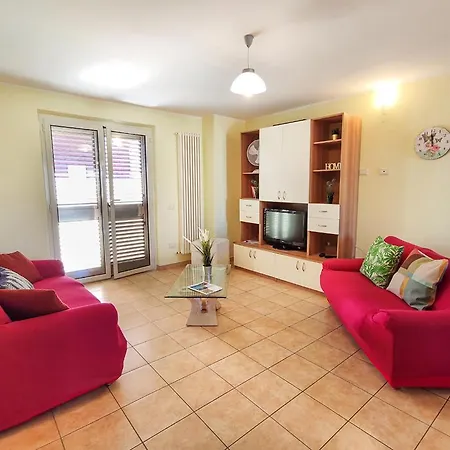Apartment Quadrilocale Nilde A Due Passi Dalla Spiaggia