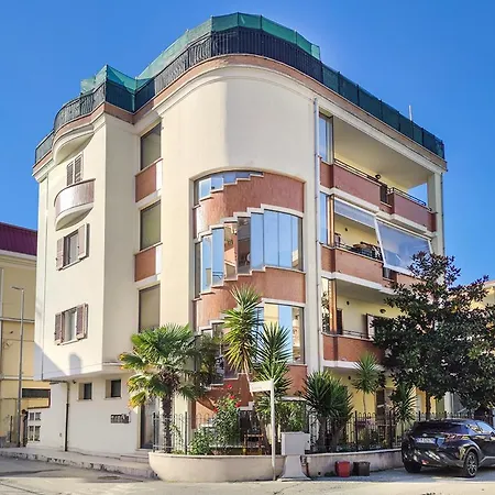 Apartment Quadrilocale Nilde A Due Passi Dalla Spiaggia